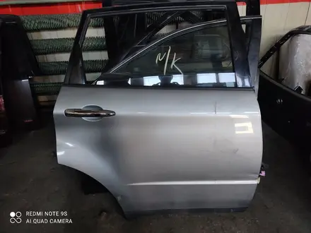 Дверь задняя правая Subaru Tribeca B9 за 65 000 тг. в Алматы