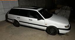 Volkswagen Passat 1995 года за 1 700 000 тг. в Тараз – фото 2