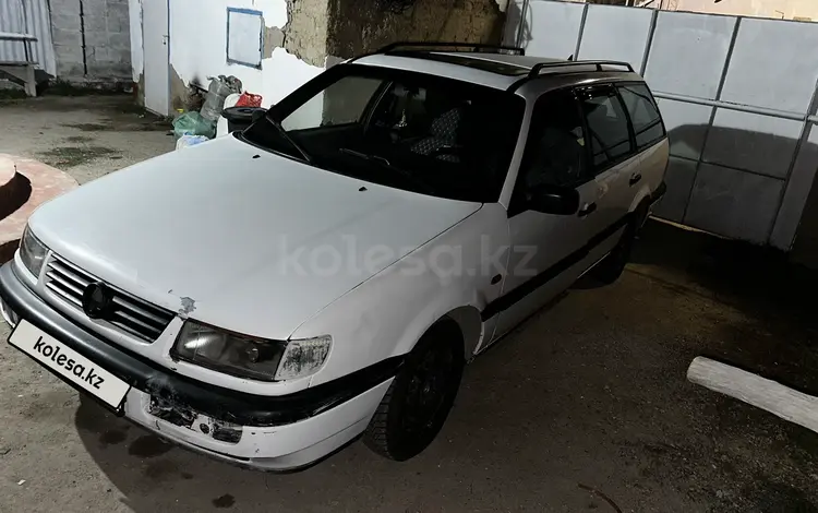 Volkswagen Passat 1995 годаүшін1 700 000 тг. в Тараз