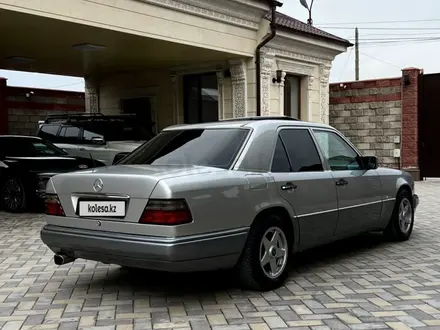 Mercedes-Benz E 220 1993 года за 3 500 000 тг. в Тараз – фото 7