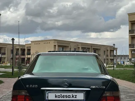 Mercedes-Benz E 220 1994 года за 3 900 000 тг. в Туркестан – фото 9