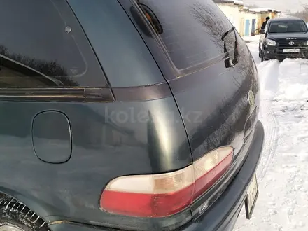 Toyota Estima 1997 года за 2 200 000 тг. в Алтай – фото 4