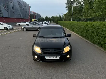 ВАЗ (Lada) Granta 2190 2014 года за 1 950 000 тг. в Алматы – фото 4