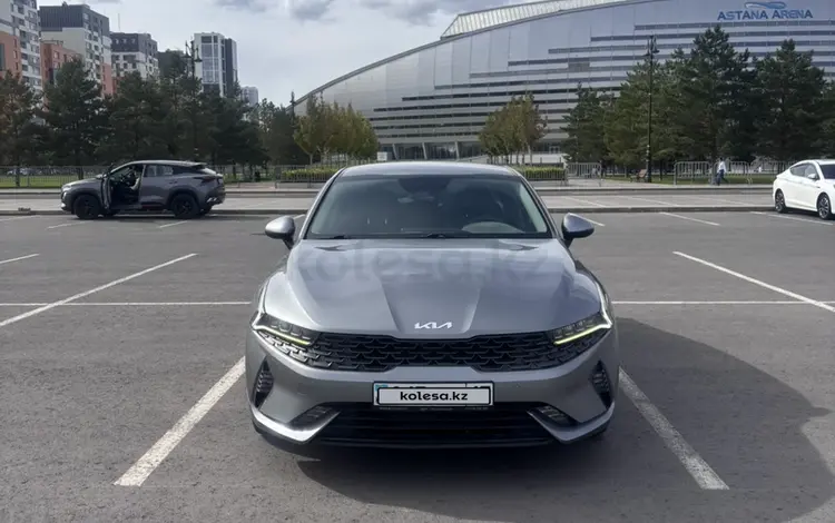 Kia K5 2021 года за 10 500 000 тг. в Астана