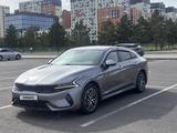 Kia K5 2021 года за 10 500 000 тг. в Астана – фото 2