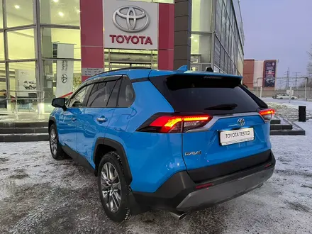 Toyota RAV4 2020 года за 16 200 000 тг. в Усть-Каменогорск – фото 2