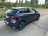 Hyundai i20 2023 года за 6 550 000 тг. в Семей – фото 2