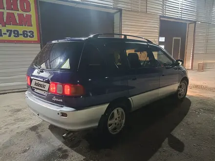 Toyota Ipsum 1996 года за 3 800 000 тг. в Астана – фото 2