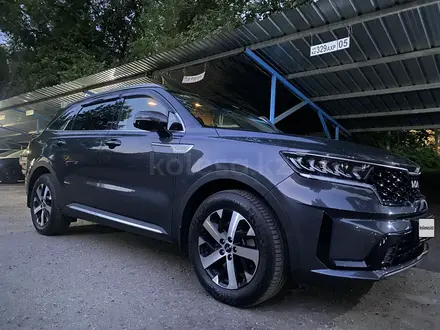 Kia Sorento 2022 года за 14 800 000 тг. в Алматы