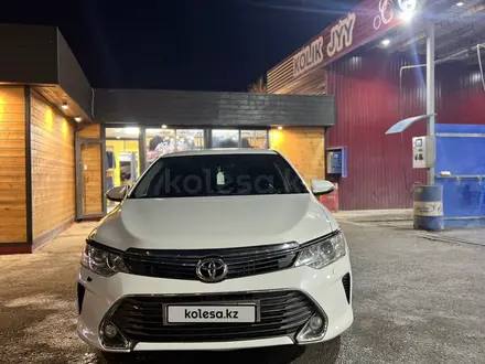 Toyota Camry 2015 года за 9 400 000 тг. в Тараз – фото 6