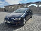 Volkswagen Passat 2006 годаfor3 999 999 тг. в Шымкент – фото 2