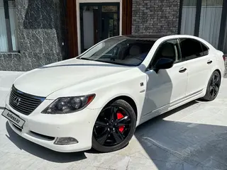 Lexus LS 460