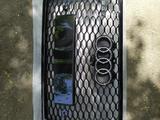 Решётка радиатора на Audi RS q7үшін225 000 тг. в Алматы – фото 2