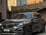 BMW X5 2019 года за 21 900 000 тг. в Алматы