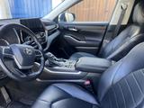 Toyota Highlander 2023 года за 21 000 000 тг. в Атырау – фото 5
