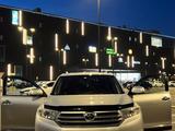 Toyota Highlander 2013 года за 14 500 000 тг. в Казыгурт