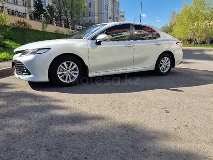 Toyota Camry 2021 года за 12 250 000 тг. в Астана – фото 10