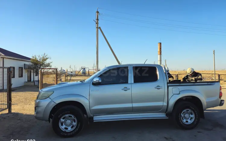 Toyota Hilux 2013 годаfor8 500 000 тг. в Жанаозен