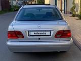 Mercedes-Benz E 280 1999 года за 3 600 000 тг. в Тараз – фото 3