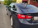 Chevrolet Malibu 2016 года за 6 300 000 тг. в Алматы – фото 4