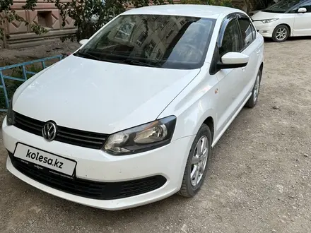 Volkswagen Polo 2014 года за 4 300 000 тг. в Жезказган – фото 2