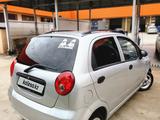 Chevrolet Spark 2009 года за 2 350 000 тг. в Шымкент – фото 3