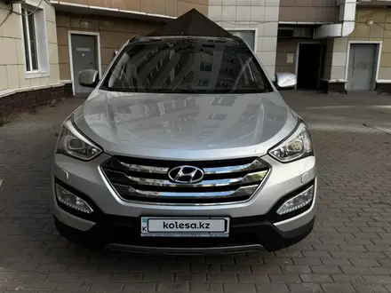 Hyundai Santa Fe 2012 года за 9 000 000 тг. в Астана – фото 2