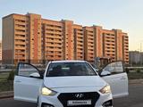 Hyundai Accent 2018 года за 6 300 000 тг. в Петропавловск – фото 3