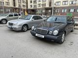 Mercedes-Benz E 320 1998 годаүшін6 700 000 тг. в Актау – фото 5