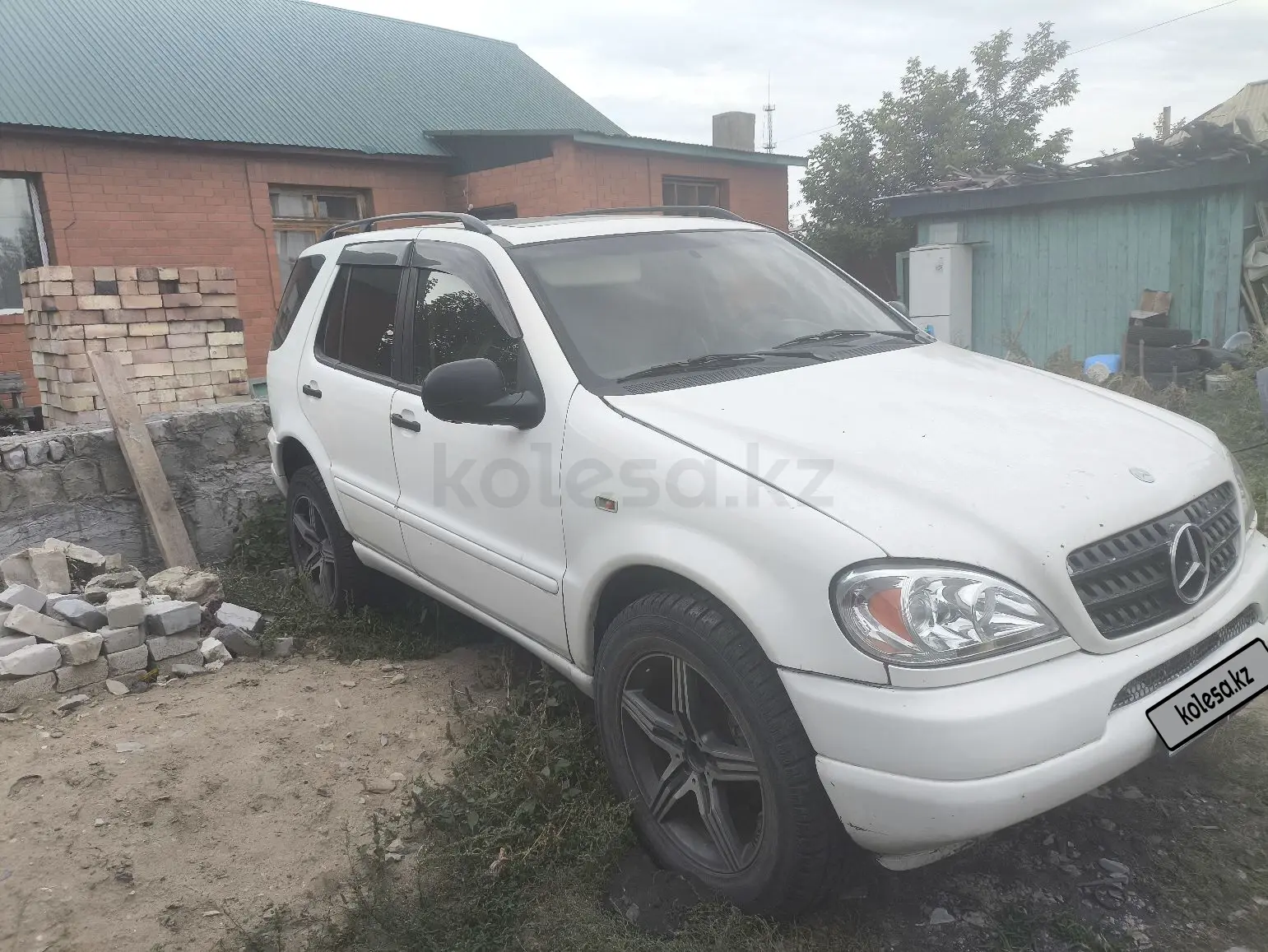 Mercedes-Benz M-Class, 1997