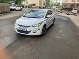 Hyundai Elantra 2015 годаүшін7 100 000 тг. в Караганда