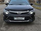 Toyota Camry 2018 года за 13 200 000 тг. в Семей – фото 3