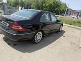 Mercedes-Benz C 230 2005 годаүшін4 700 000 тг. в Караганда – фото 2