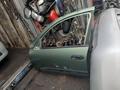 Дверь на Nissan Almera Classic за 6 000 тг. в Алматы