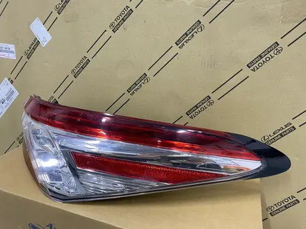 Фонарь в крыло Toyota Camry 70 USA ORIGINAL за 130 000 тг. в Алматы – фото 6