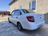 ВАЗ (Lada) Granta 2190 2014 годаүшін2 100 000 тг. в Атырау – фото 2