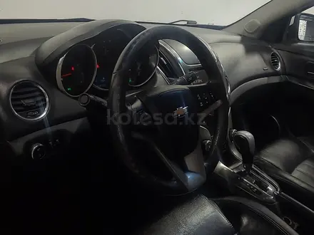 Chevrolet Cruze 2013 года за 3 540 000 тг. в Алматы – фото 12