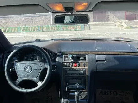 Mercedes-Benz E 240 1997 года за 4 500 000 тг. в Жанакорган – фото 5