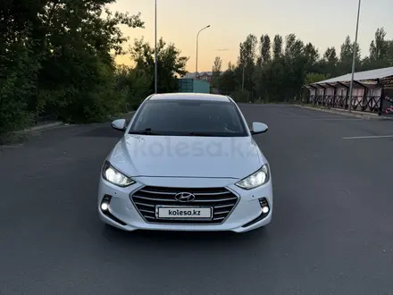 Hyundai Elantra 2018 года за 6 500 000 тг. в Астана – фото 4