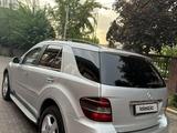 Mercedes-Benz ML 350 2005 годаүшін8 500 000 тг. в Алматы – фото 5