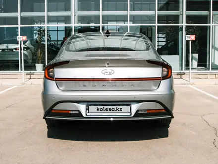 Hyundai Sonata 2022 года за 11 300 000 тг. в Актау – фото 4