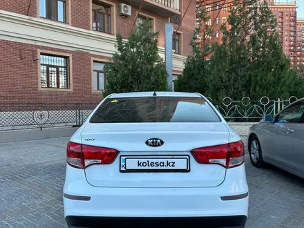 Kia Rio 2015 года за 5 600 000 тг. в Актау – фото 4