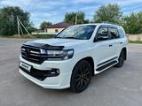 Toyota Land Cruiser 2018 года за 37 000 000 тг. в Алматы