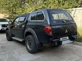 Mitsubishi L200 2007 годаүшін5 500 000 тг. в Алматы – фото 2