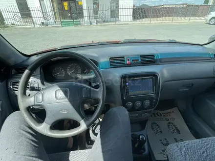 Honda CR-V 1997 года за 2 700 000 тг. в Атырау – фото 10
