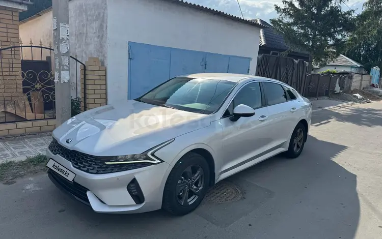 Kia K5 2021 года за 9 900 000 тг. в Астана