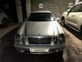 Mercedes-Benz CLK 200 1999 года за 2 200 000 тг. в Астана – фото 2