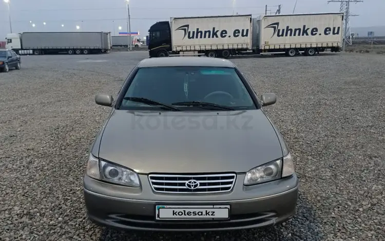 Toyota Camry 2001 годаfor3 700 000 тг. в Ушарал