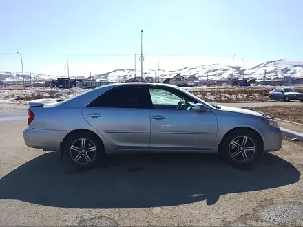 Toyota Camry 2003 года за 5 500 000 тг. в Усть-Каменогорск – фото 2