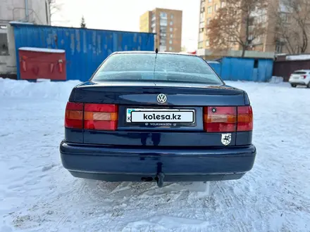 Volkswagen Passat 1994 года за 1 850 000 тг. в Петропавловск – фото 6